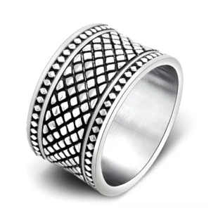 Gothic grid pattern stainless steel unisex wide band ring with geometric lattice design - silver tone front view