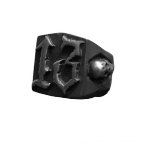 Gothic number 13 punk ring side view showing skull ornament detail on band