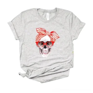 Heather grey gothic skull graphic t-shirt with rolled cuffs and knotted hem, alternative fashion