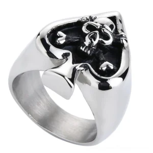 Gothic spade skull signet ring detailed embossed crossbones design top-side angle