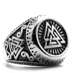 Viking valknut amulet ring right three-quarter front view showing antiqued silver tone with decorative side patterns